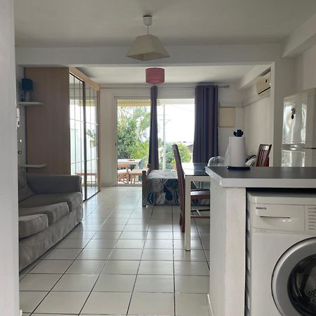 Studio 40M2 Saint Gilles Les Bains Екстер'єр фото